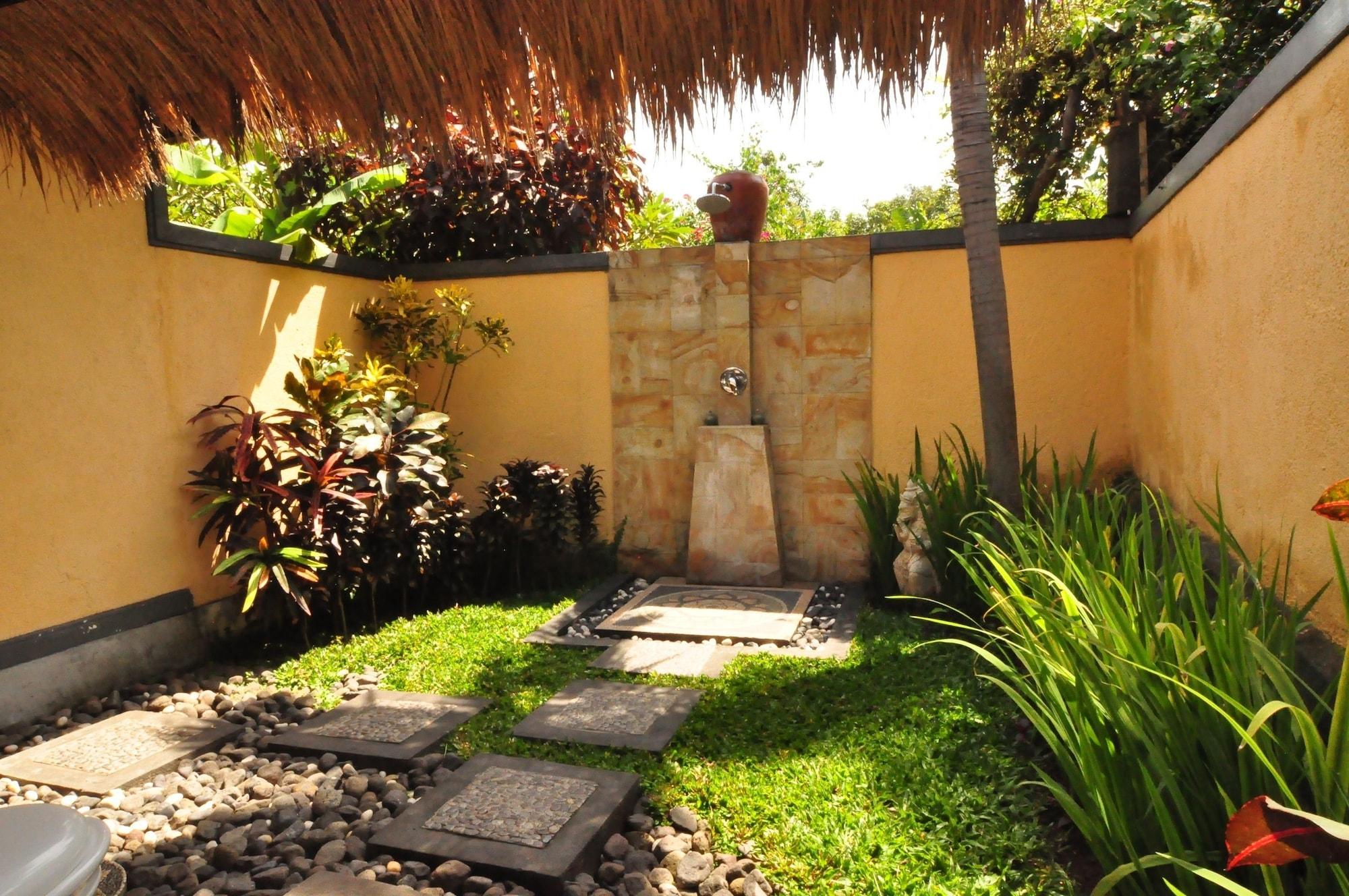 Puri Mangga Sea View Resort And Spa Lovina Dış mekan fotoğraf