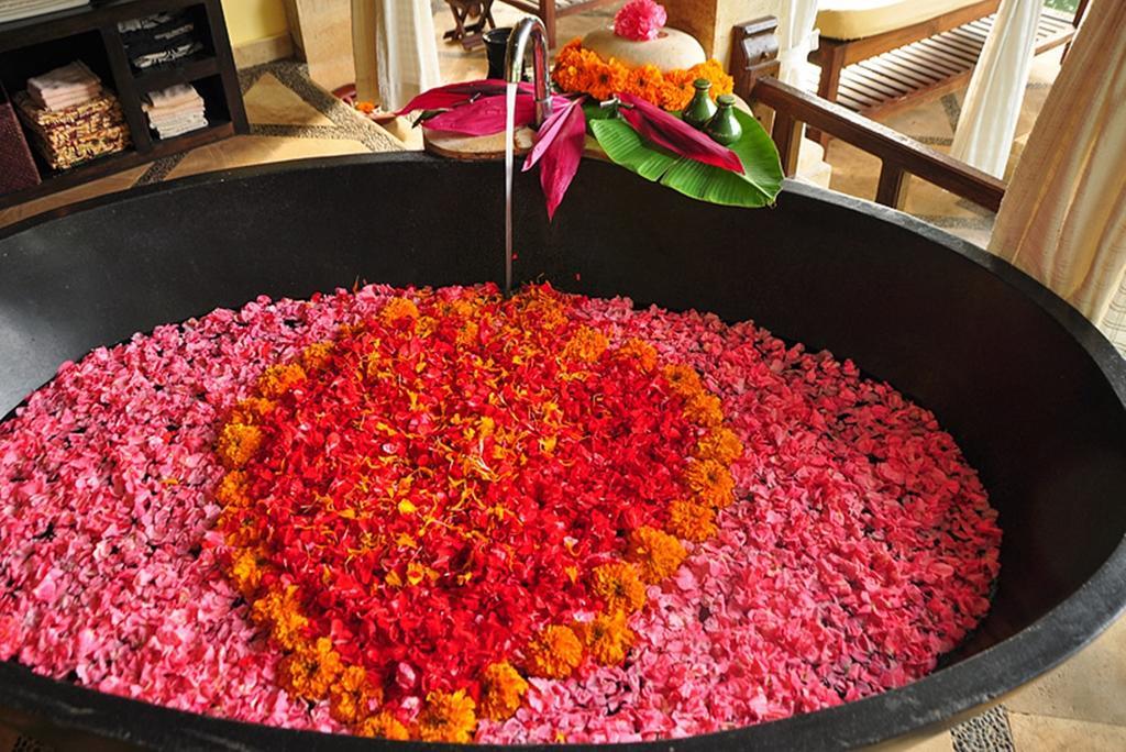 Puri Mangga Sea View Resort And Spa Lovina Dış mekan fotoğraf